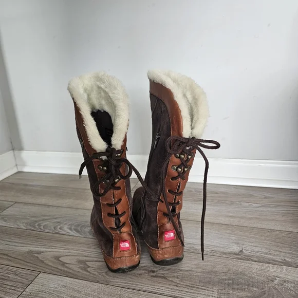 The North Face Janey Winter Boots - Picture 6 of 9